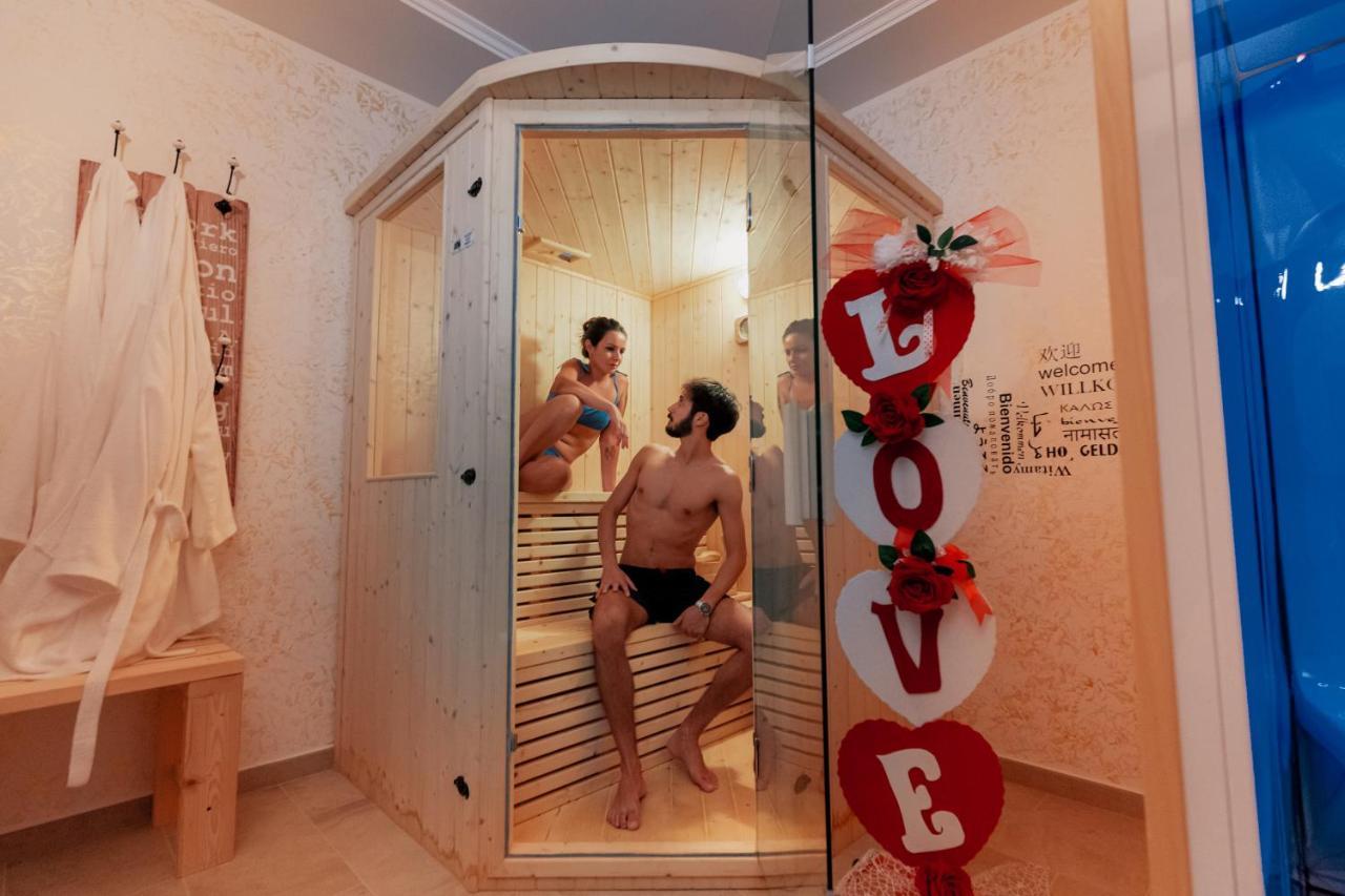 Hotel Aurora Wellness & Spa Тиволи Терме Екстериор снимка