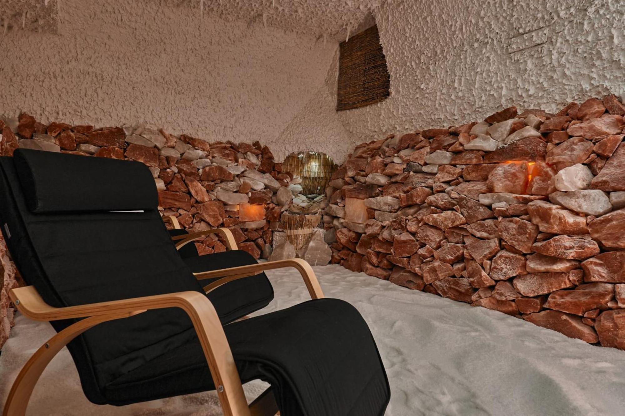 Hotel Aurora Wellness & Spa Тиволи Терме Екстериор снимка