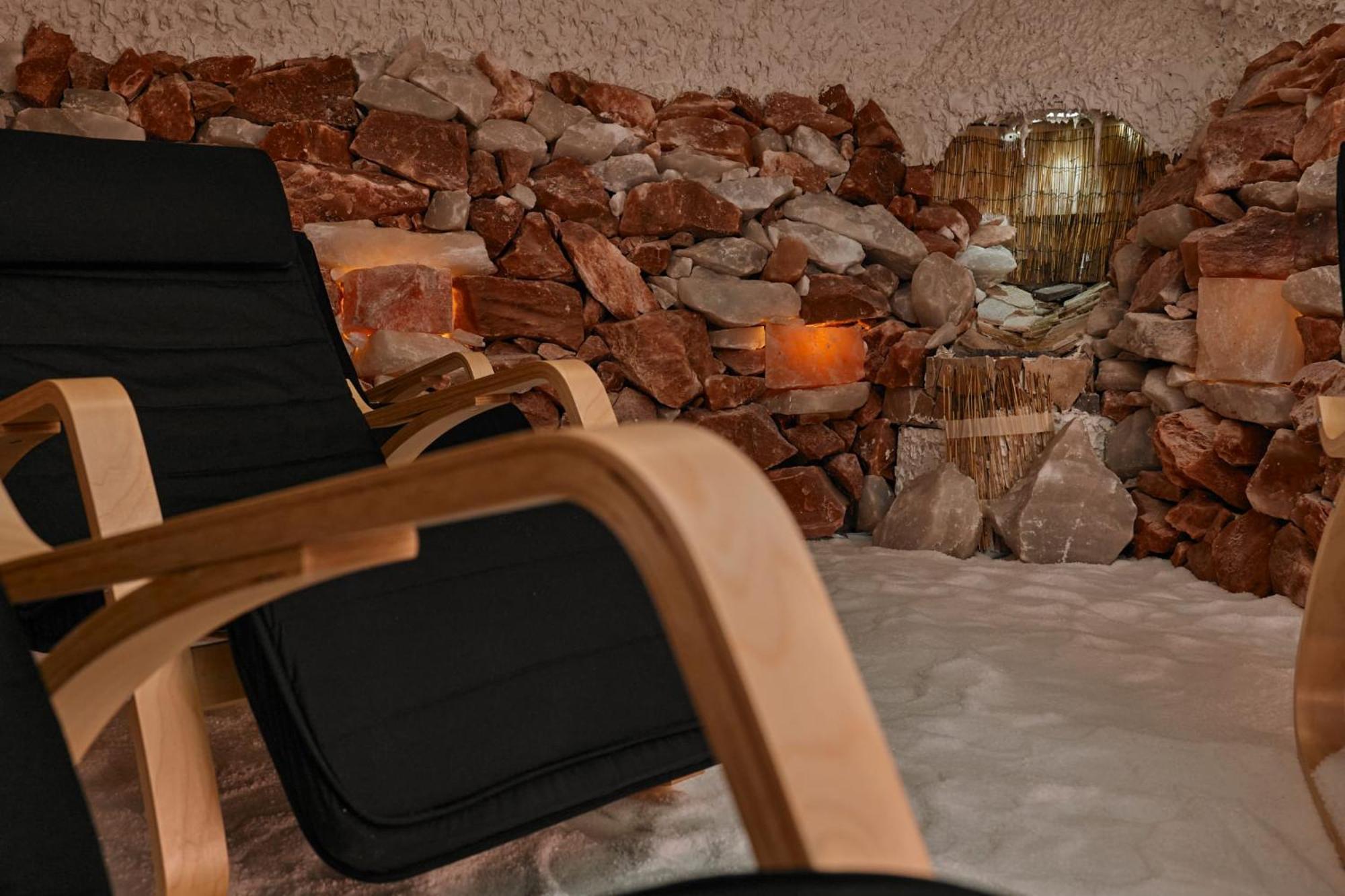 Hotel Aurora Wellness & Spa Тиволи Терме Екстериор снимка